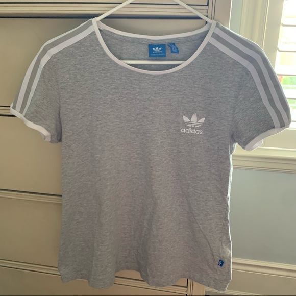 Adidas T-shirt - Picture 1 of 4